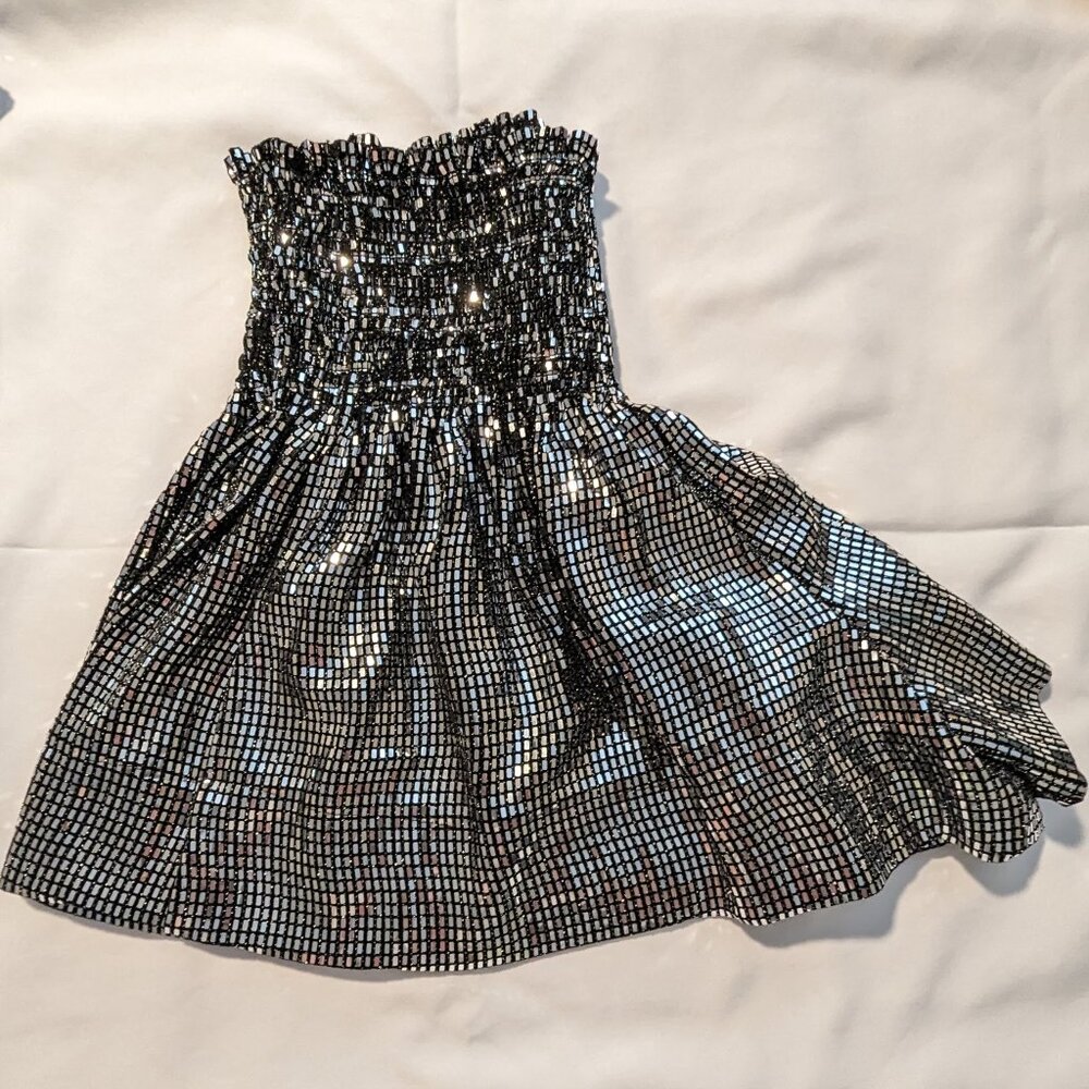 QOS Silver Swing Shorts